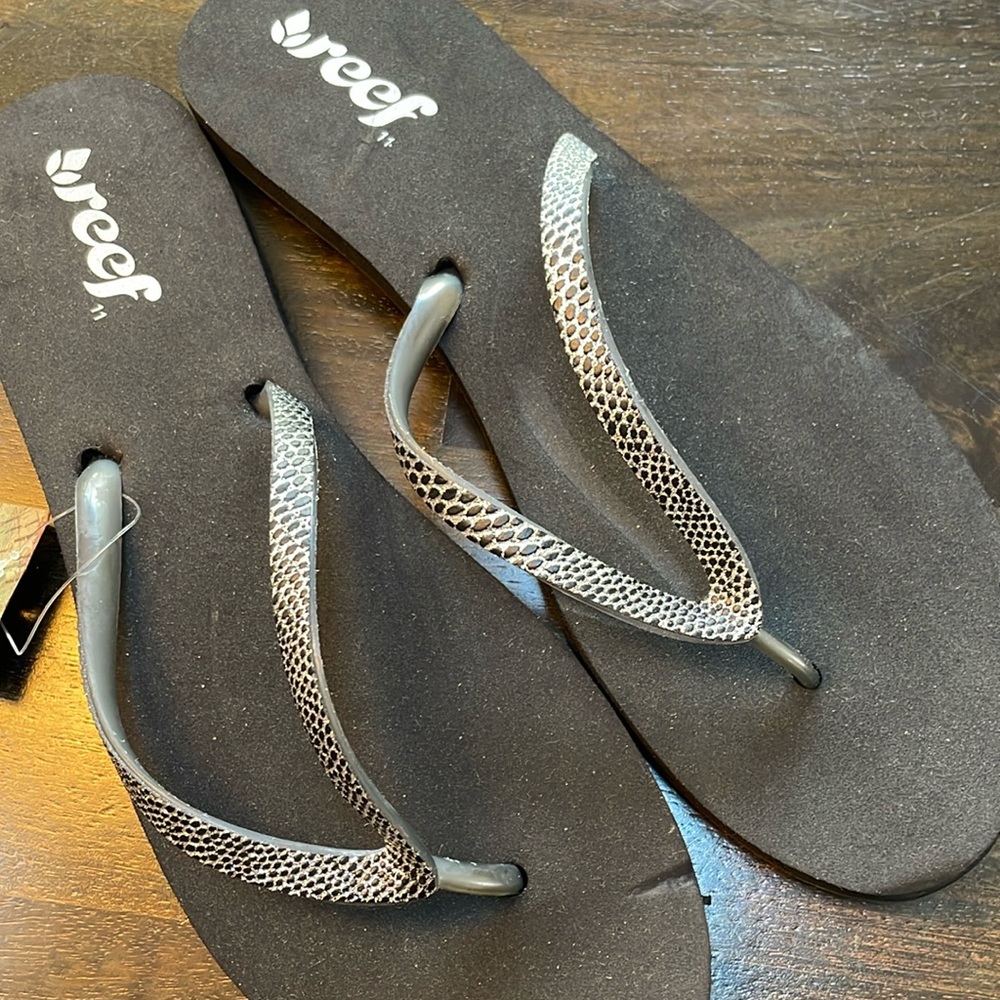 Reef Stargazer Sassy flip flops